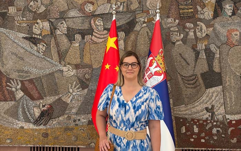 Anja Mudrenovic  在第六届贝尔格莱德智囊团会议上